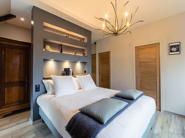 Les Enclos Secrets-Chambre Gabrielle CHANEL 5