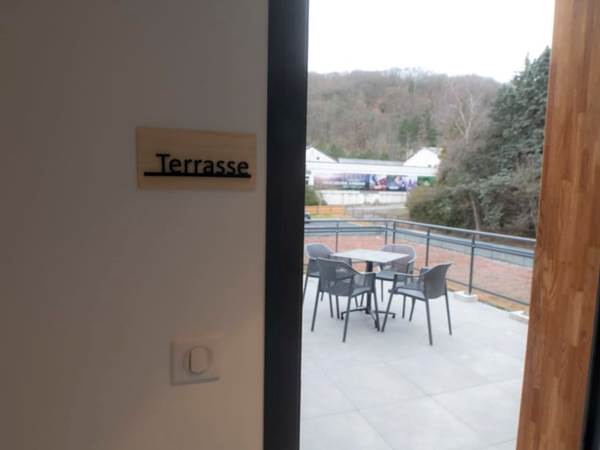La terrasse végétalisé à l'étage