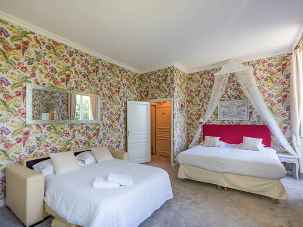 Chambre Perroquets château vue d'ensemble