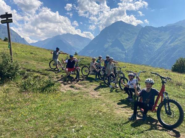 Pause près de l 'altiport de Pyeragudes