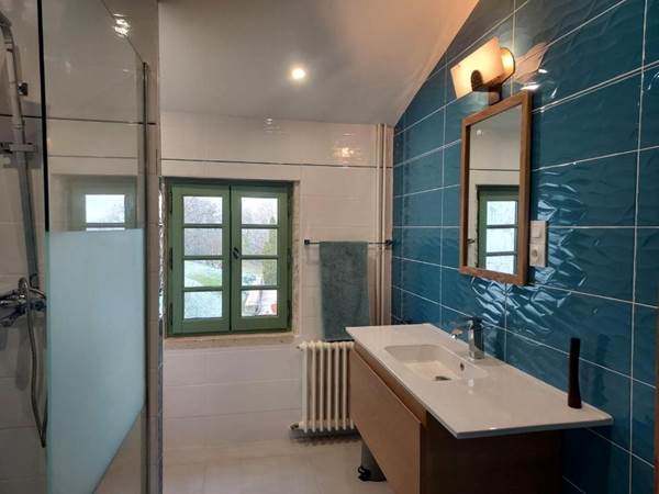 chambre-hote-courbiac-piscine