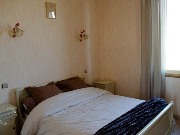 Chambre Beige
