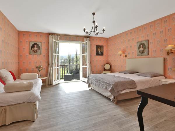 Chambre Gentilhommière RdC 28 avec terrasse - 2 à 4 couchages - vue parc