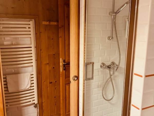 Chambre4-bain2