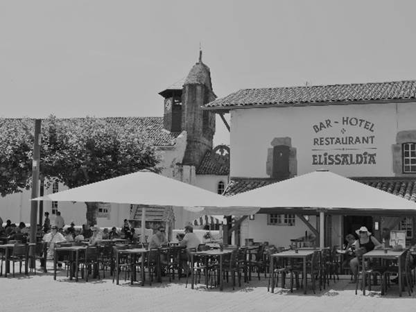 Hôtel Restaurant Elissaldia, Aujourd’hui, Toujours Tenu Par la même Famille Exposito