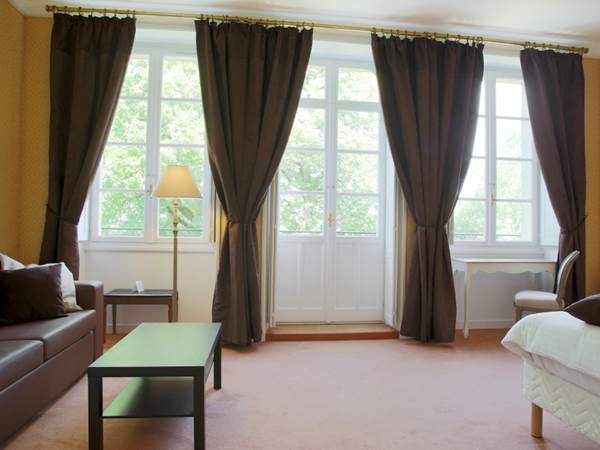 Chambre d'hôtes Jonquille Château avec balcon