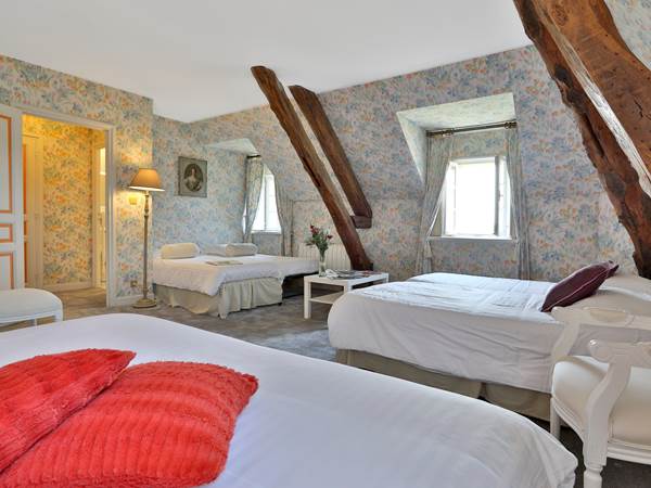 Chambre familiale 15 château 2 à 6 couchages