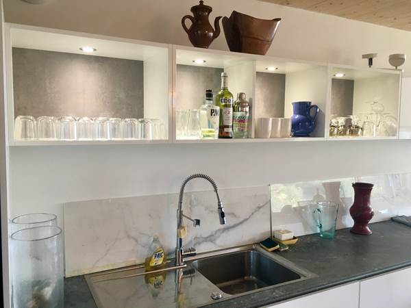 la cuisine, moderne et super équipée , four 90, induction, grand frigo