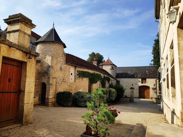 vue extérieurs manoir de l'Ecahauguette