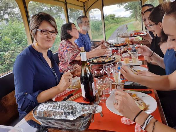 Clos-de-l-isop_restaurant_roulotte_plancha_insolite_chevaux_haute-vienne_haut_limousin_famille_bussiere
