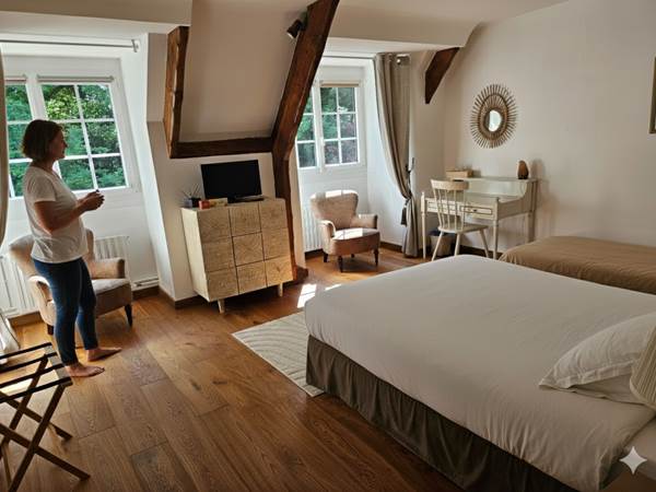 Gemini_Generated_Image_gw7uwrgw7uwrgw7u