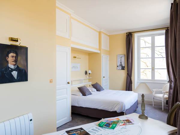 Chambre Jaune triple château