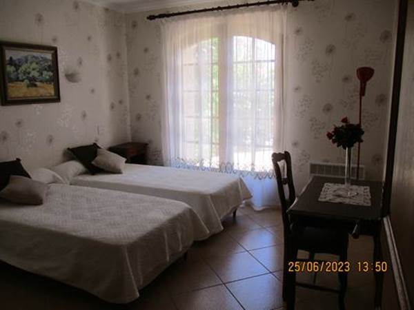 Gîte des Oliviers - Tilleuls Chambre 2 lits simples