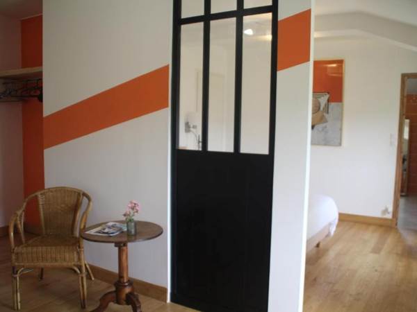 chambre-hote-manoir-courbiac-piscine