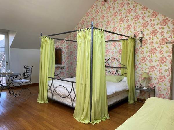 Chambre Charles VII de la suite des Sacres-presta
