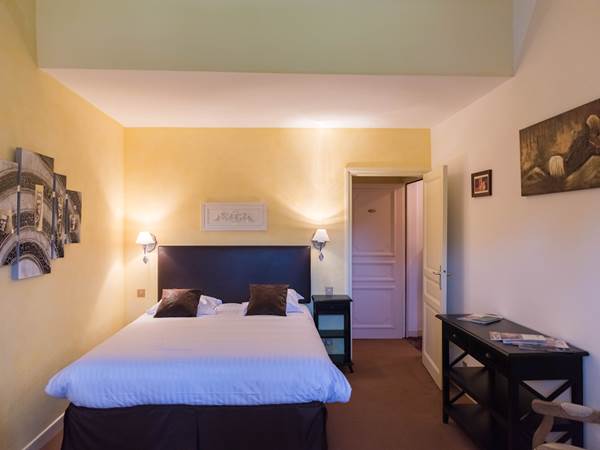 Chambre marron