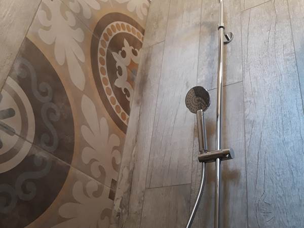 douche à l'italienne