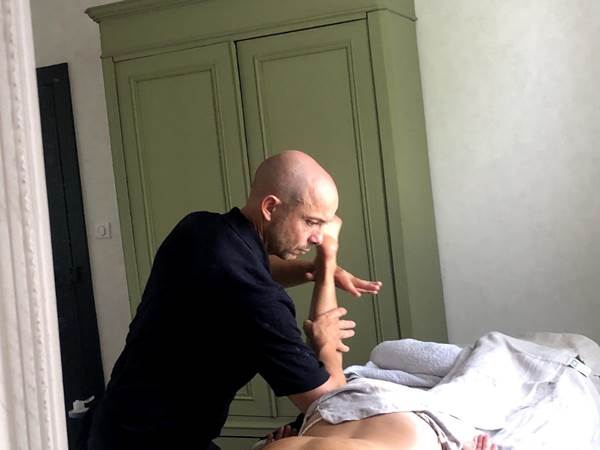 PRESSION MOYEN FESSIER