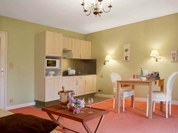 Gîte de charme Junior suite 35 - 36 séjour vue de Ch 35