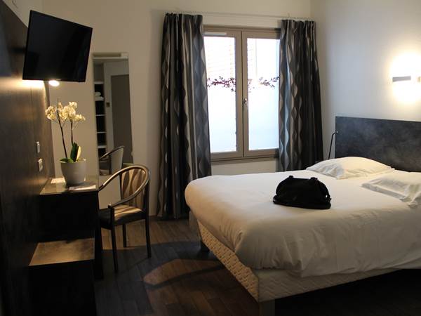hôtel le tout va ben valence d'Agen chambre double