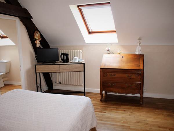 Chambre rose, ferme de la Gautraie, St James-presta
