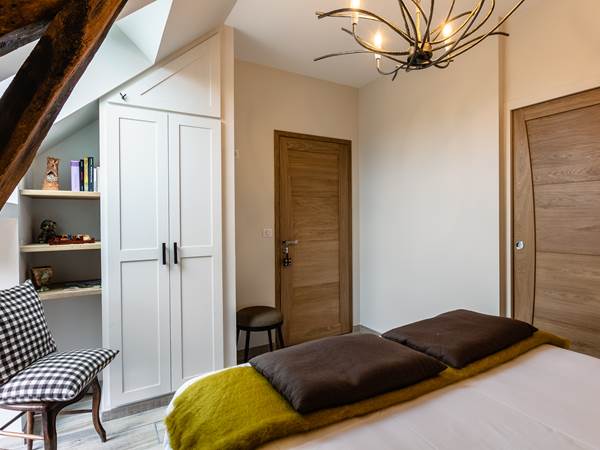 Les Enclos Secrets-Chambre Nina RICCI 9