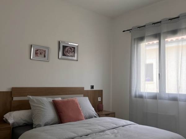 Chambre lit double 160 cm literie neuve de qualité