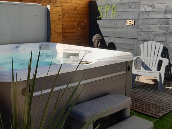 spa-détente-jardin
