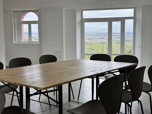 vue-panoramique-salle-confluence-campagne.jpg