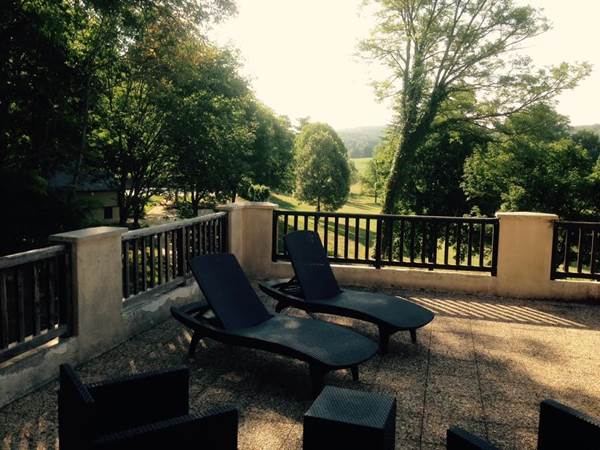 Gîte Junior Suite avec terrasse 29 - 30 vue piscine et prairie