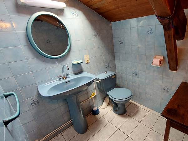 deuxiéme salle d'eau