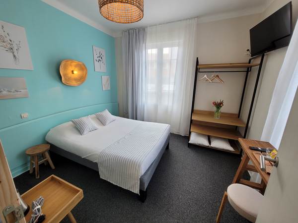 Hotel La Villa Rose Marie Chambre double bleu (2)