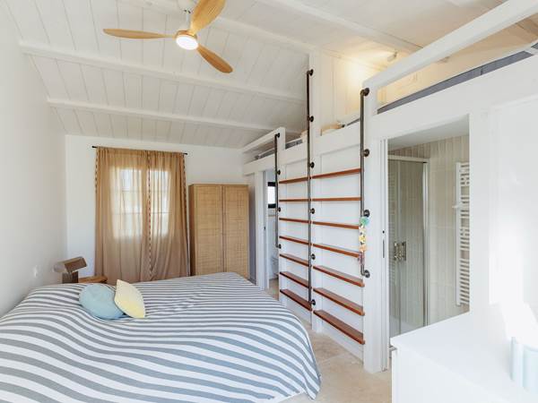 Villa Bleu Baya chambre 4 lit double indépendante + 2 lits simples en mezzanine
