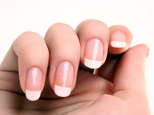 Ongles en résine ou en gel