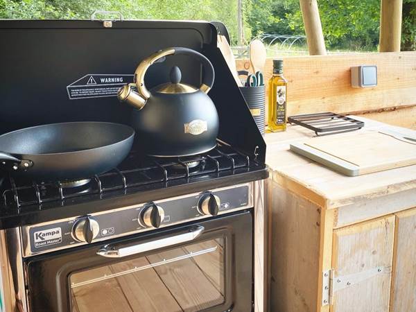 Le Ranch Safari tente 2  - Cuisine