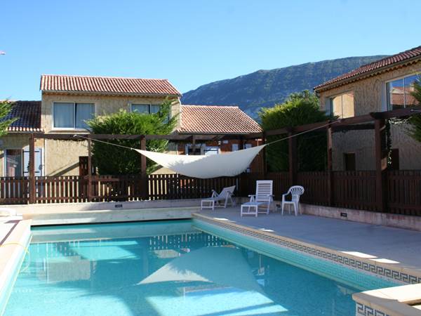 Piscine extérieur chauffée