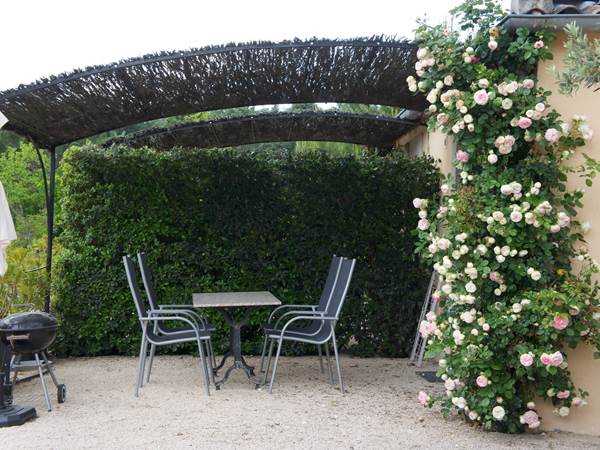 Terssasse appartement hotel loriol du comtat carpentras parc spirou