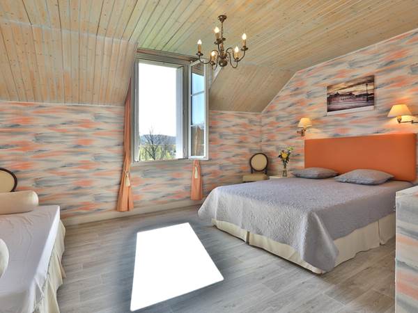 Gîte Privilège 37-39 au 2e étage Gentilhommière - Chambre 38 de 4 couchages
