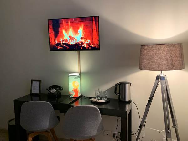 chambre 7 coin bureau