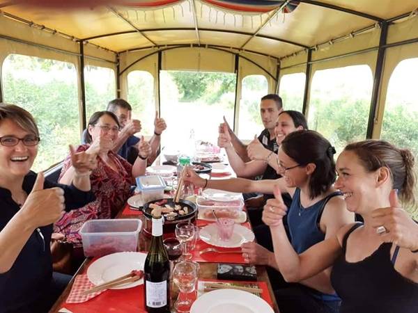 Clos-de-l-isop_restaurant_roulotte_insolite_chevaux_haute-vienne_haut_limousin_famille-photo-gallery