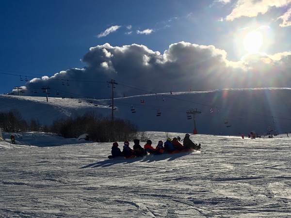 Descente de la piste Blanche Neige à Peyresourde