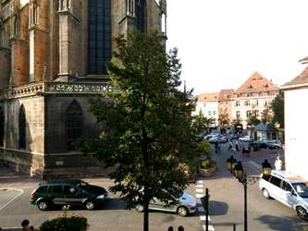 Vue de l'appartement sur la Collégiale