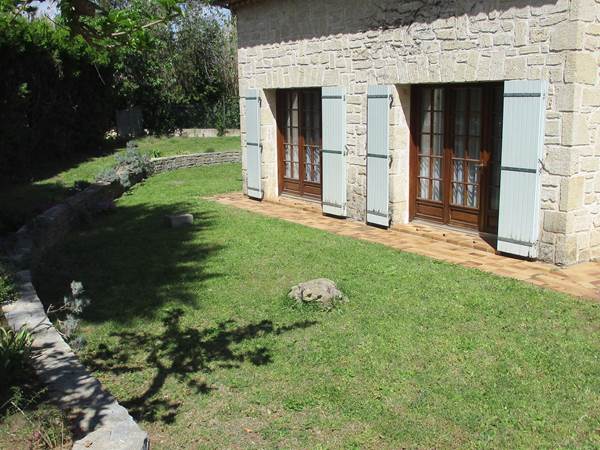 Gîte des Oliviers Valros - Lavandes-ext