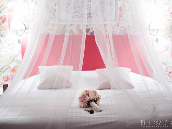 Mariage au Château de Puy Robert chambre Perroquets