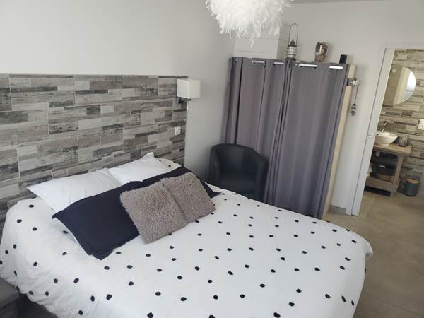 chambre galet-maison dhotescale32