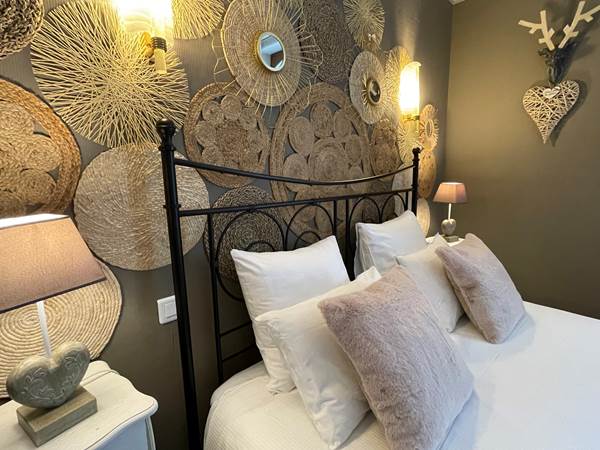 chambre jeanne tete de lit cote´-presta