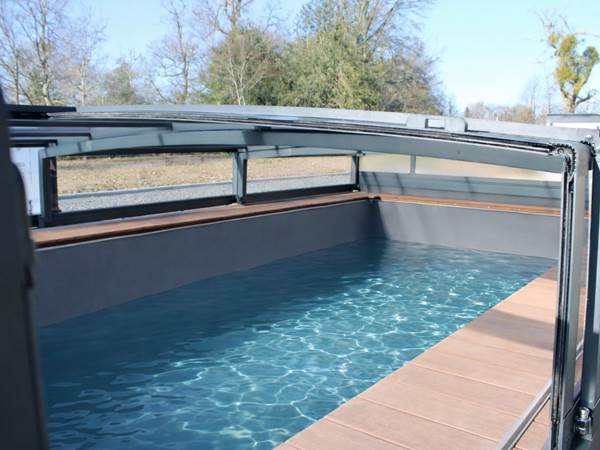 Piscine couverte & chauffée-galerie