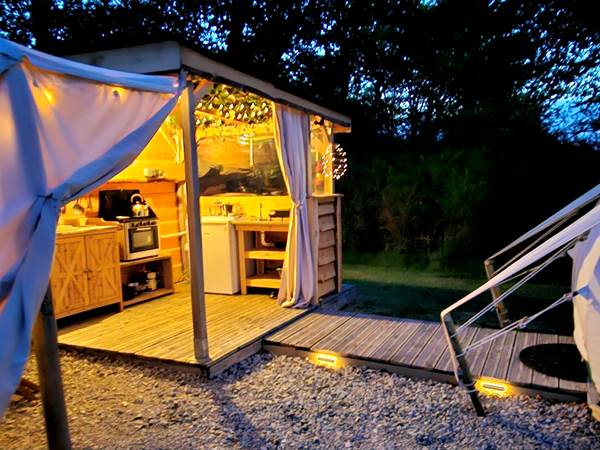 Le Ranch - Lotus belle tipi night