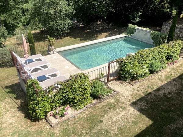 Piscine sécurisée et chauffée