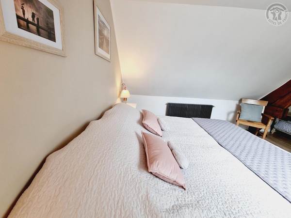 Chambre ROSA  2ème étage